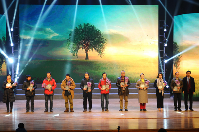 1516685561490.jpg 1515985599460.jpg